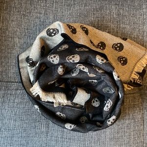 Black and Beige Alexander McQueen Skull Scarf